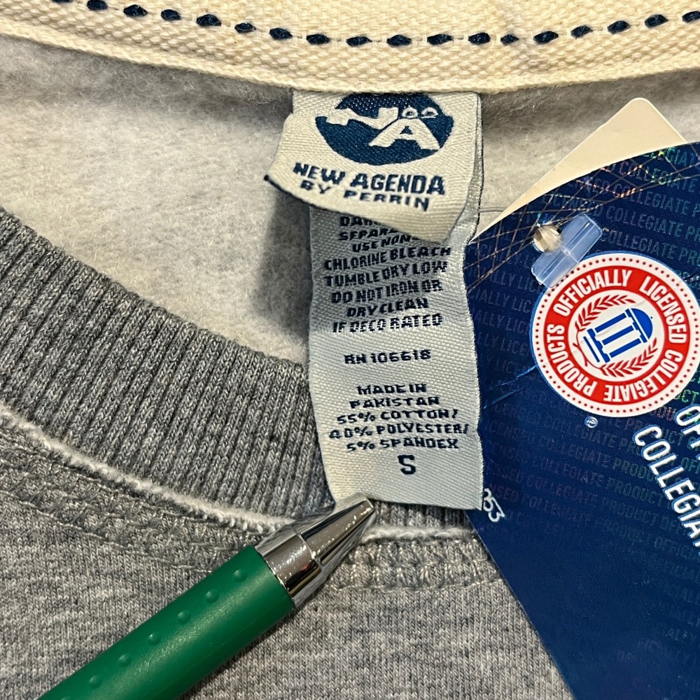 University of Kentucky Wildcats Sweatshirt Women Small Gray Crewneck New - Picture 6 of 6